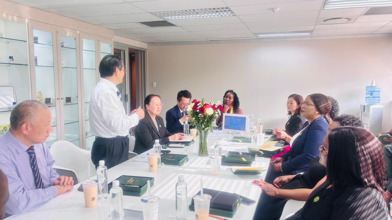 About Us page with David Zhang and Board Members